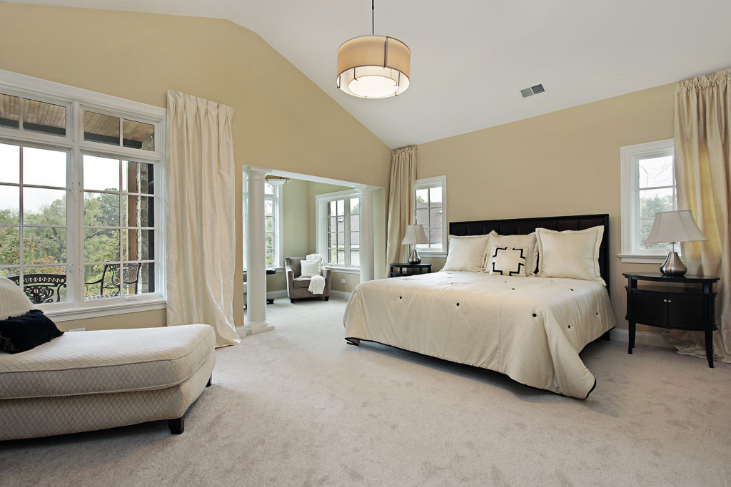 Large Master Bedroom
 Best Flooring Options For A Luxury Master Suite Floor