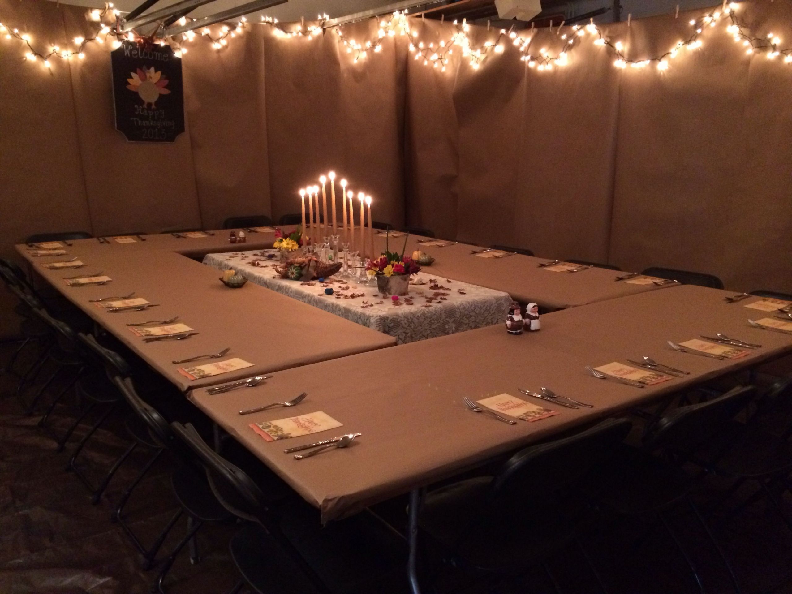Large Party Dinner Ideas
 Great idea for large dinner party in the garage