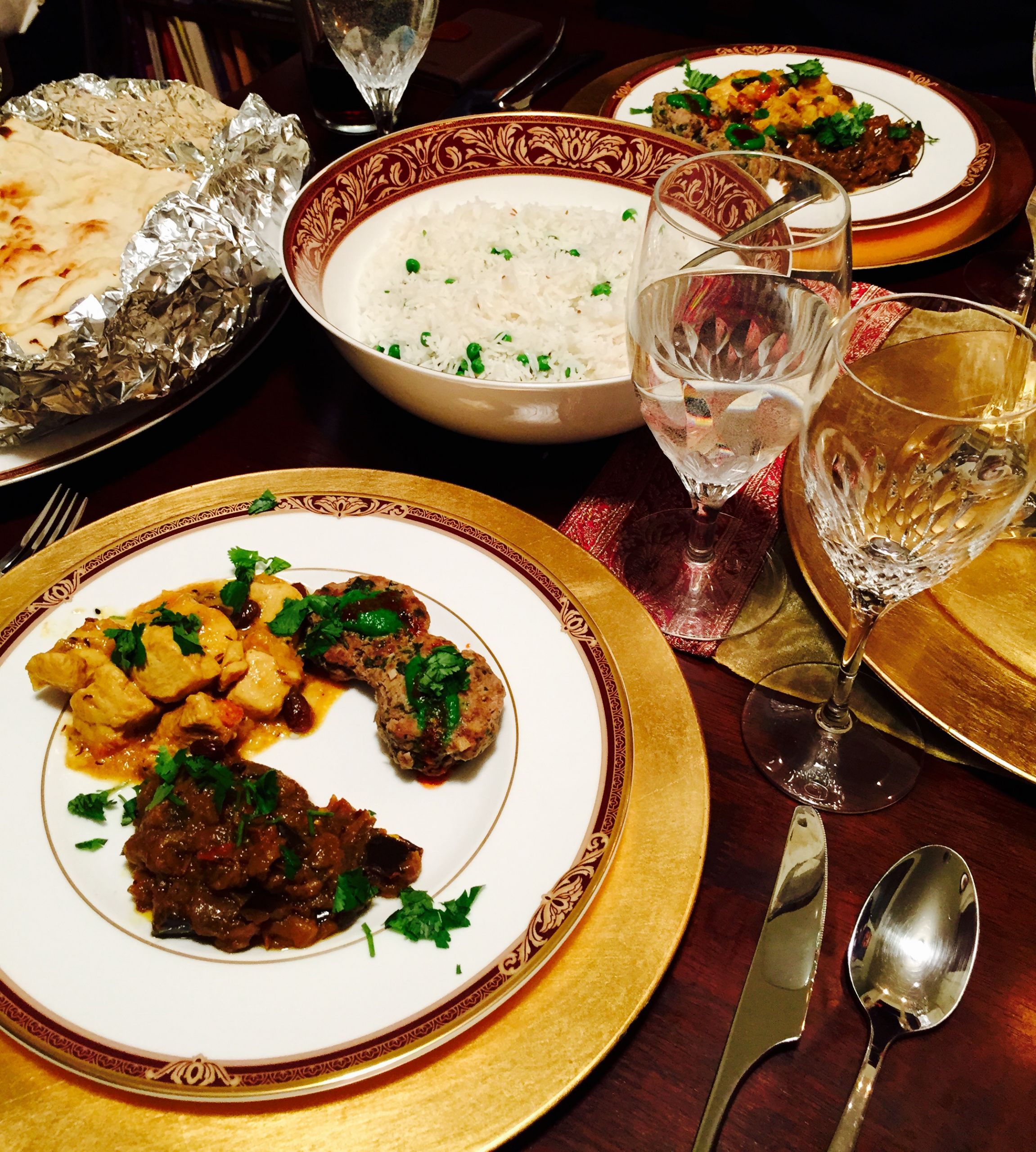 Large Party Dinner Ideas
 Hosting an Elegant Indian Dinner Party