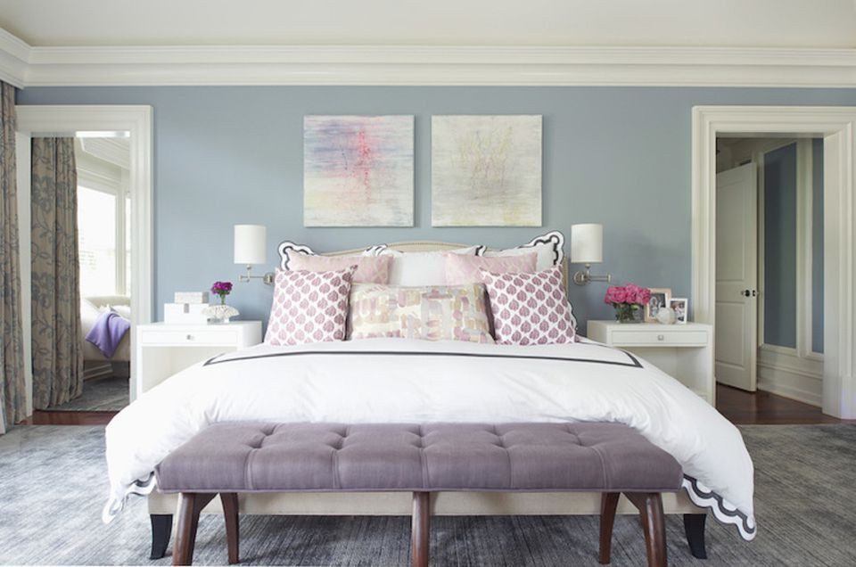 Lavender Bedroom Walls
 Purple Bedrooms Tips and s for Decorating