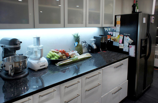 Led Lighting Under Cabinet Kitchen
 LED Kitchen Under Cabinet Lighting Traditional Kitchen