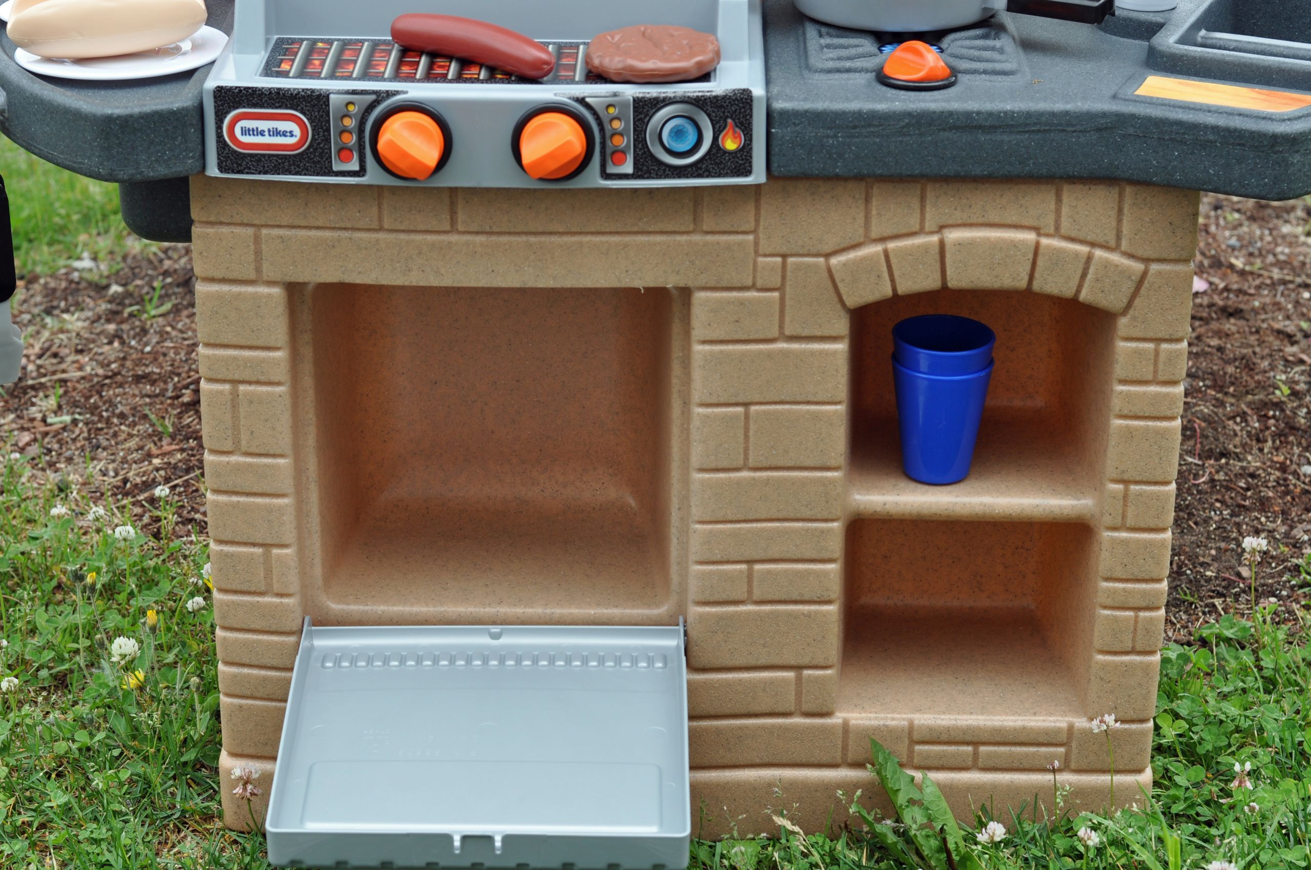Lil Tikes Backyard Bbq
 Anytime Is Grilling Time With The New Little Tikes Cook n