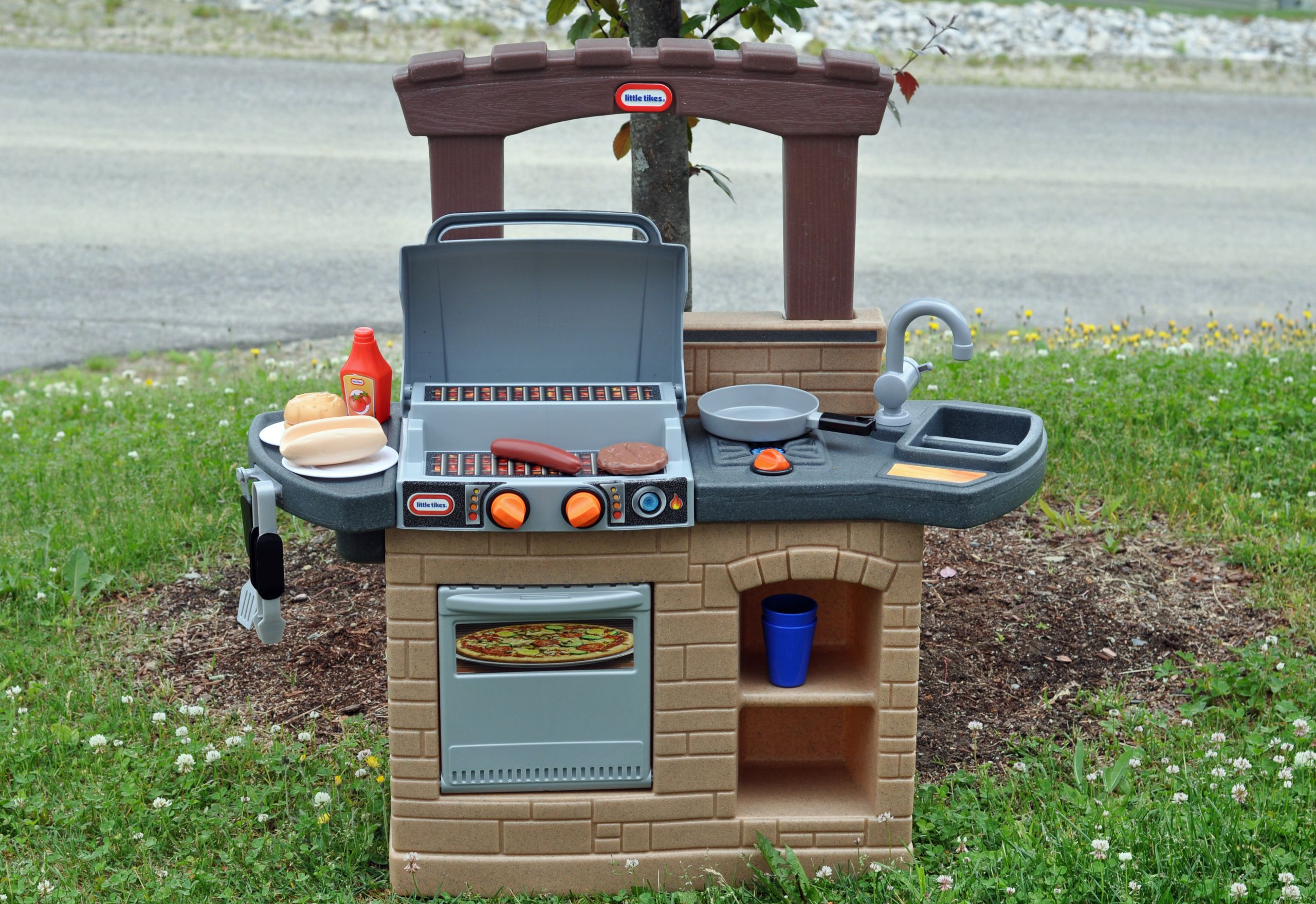 Lil Tikes Backyard Bbq
 Anytime Is Grilling Time With The New Little Tikes Cook n