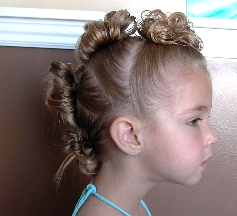 Little Girl Mohawk Hairstyles
 Shaunell s Hair How to girl s hairstyles The Mohawk and