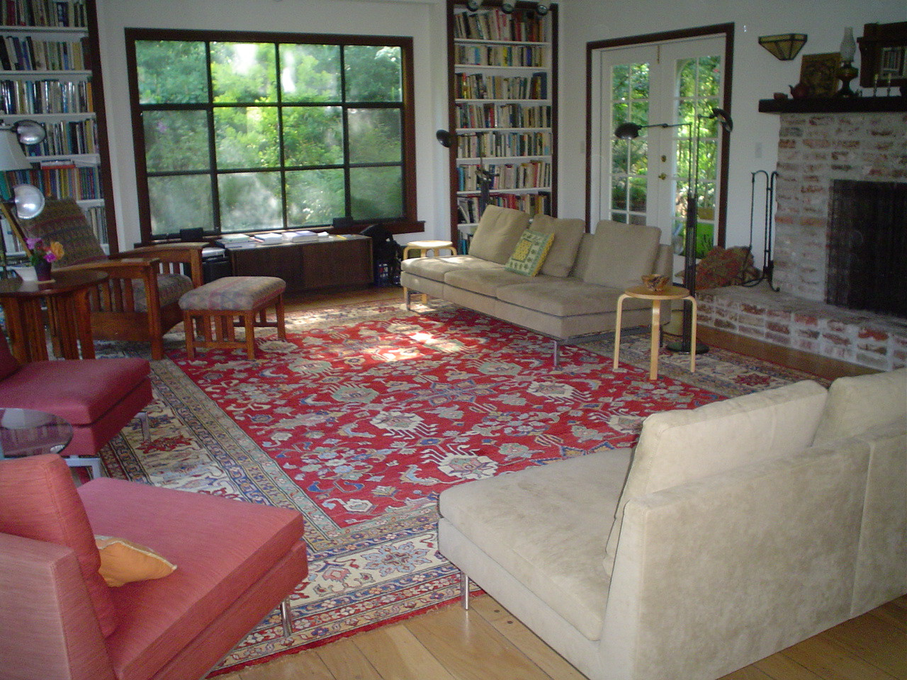 Living Room Rugs Modern
 Oriental Rugs Dubai Abu Dhabi Al Ain & UAE Best