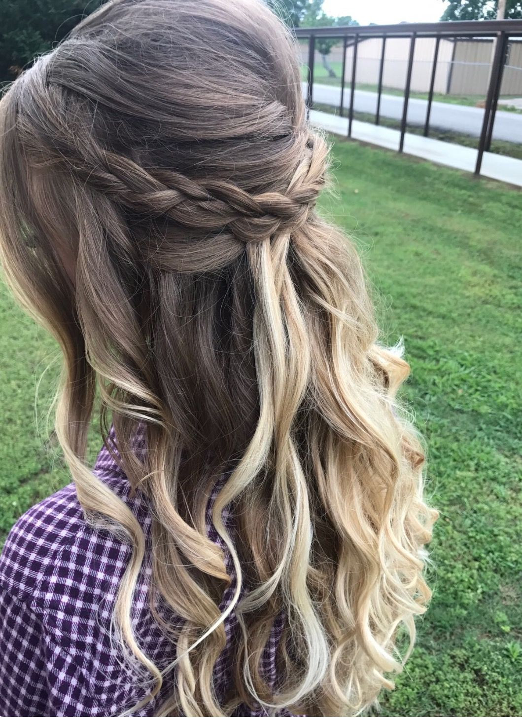 Loose Curl Prom Hairstyles
 Half up half down hair with messy braid and loose curls