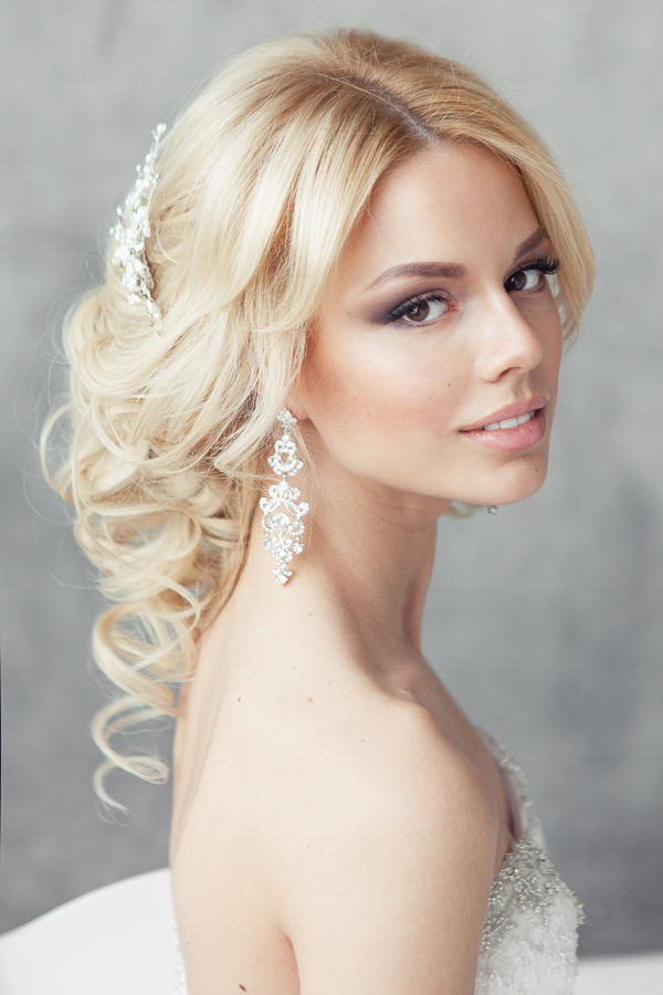 Loose Wedding Hairstyles
 20 Most Beautiful Updo Wedding Hairstyles to Inspire You