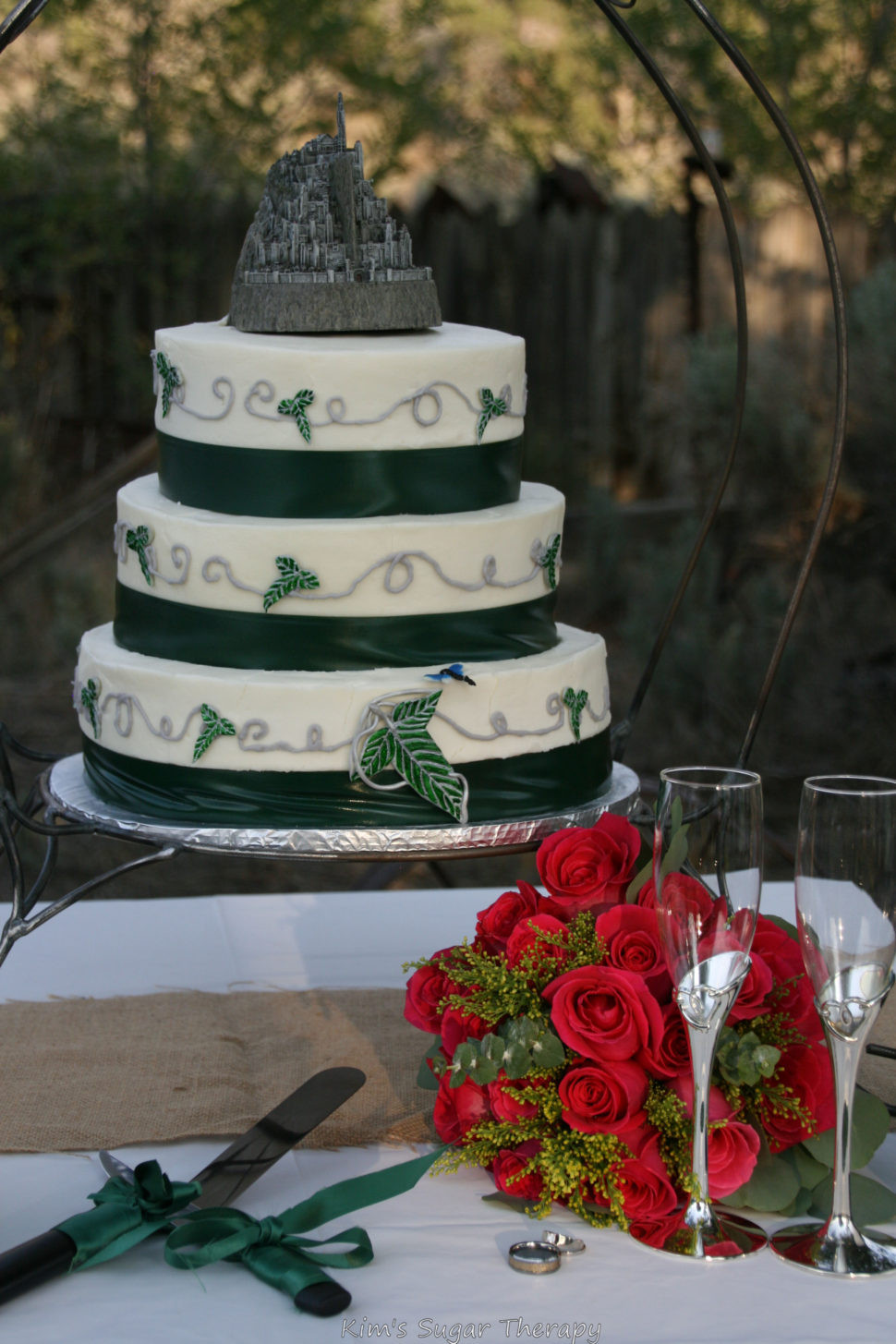 Lord Of The Rings Wedding Cake
 My Wedding Cake Lord The Rings Themed – Kim s Sugar