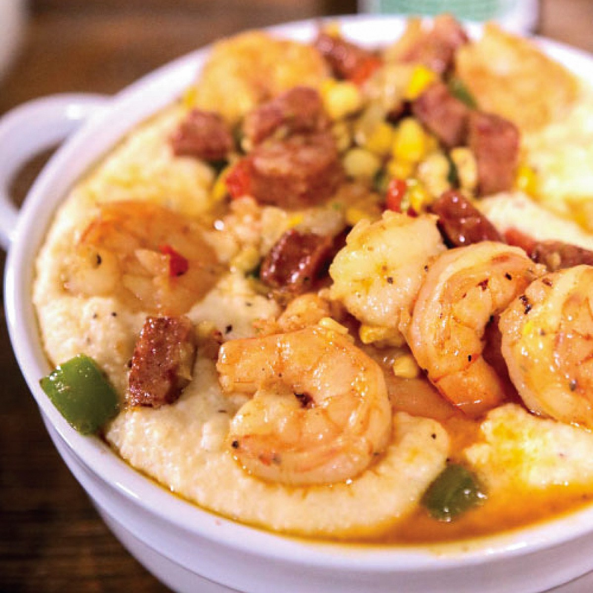 Low Country Shrimp And Grits
 Low Country Shrimp and Creamy Grits Tom