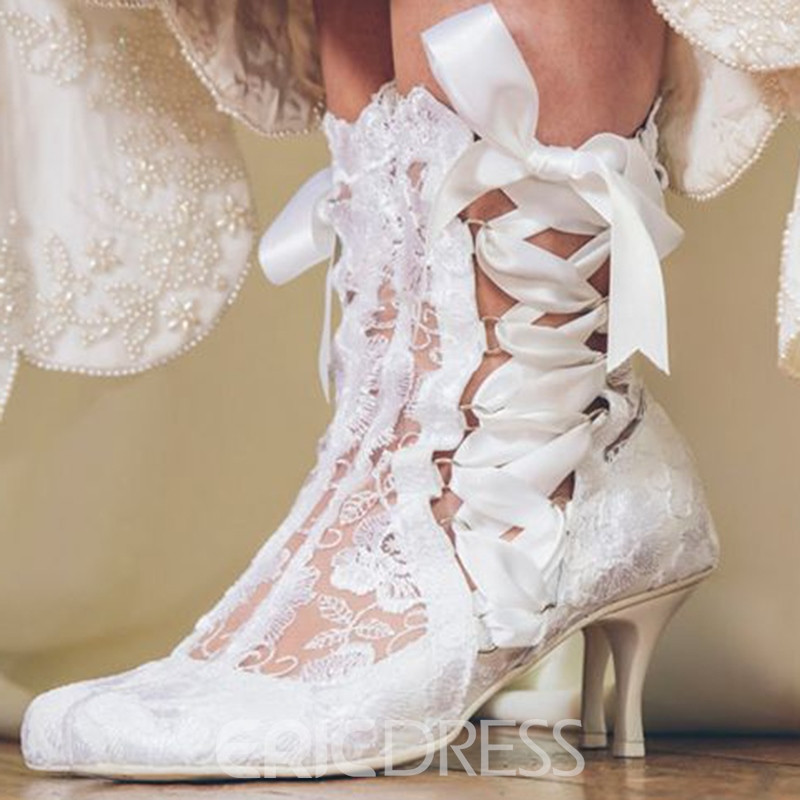 Low Heel Lace Wedding Shoes
 Ericdress Charming White Lace Low Heel Wedding Shoes