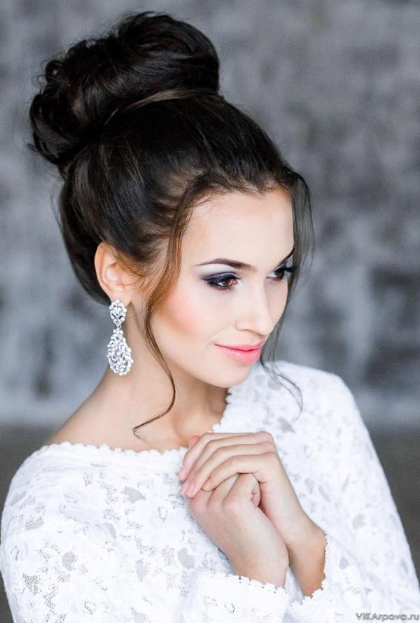 Makeup And Hairstyle For Wedding
 31 Gorgeous Wedding Makeup & Hairstyle Ideas For Every