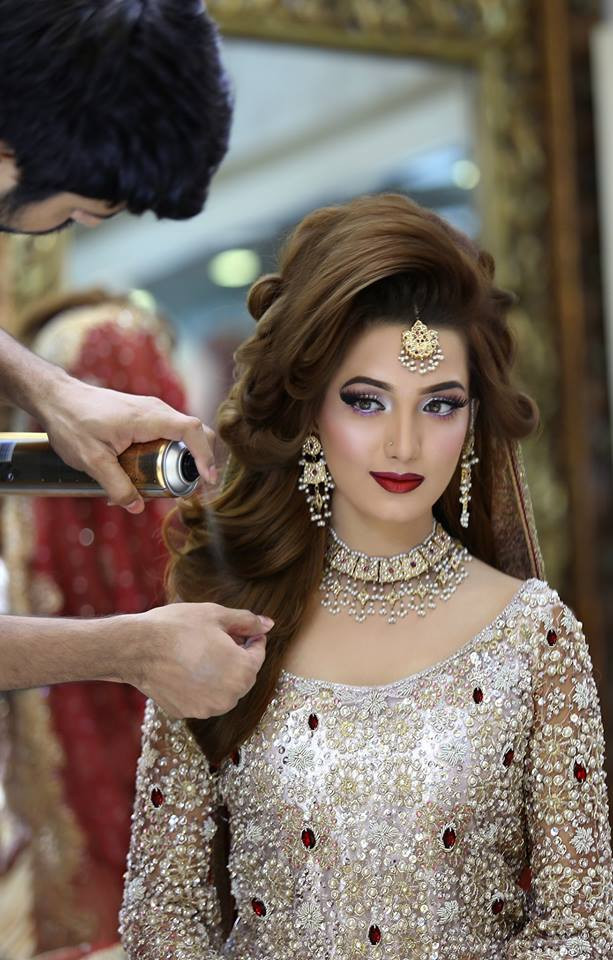 Makeup And Hairstyle For Wedding
 KASHEES MAKEUP BEAUTIFUL BRIDAL MAKEUP & HAIRSTYLE