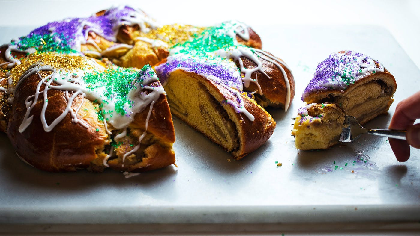 Mardi Gras King Cake Recipe
 How to Make a King Cake for Mardi Gras