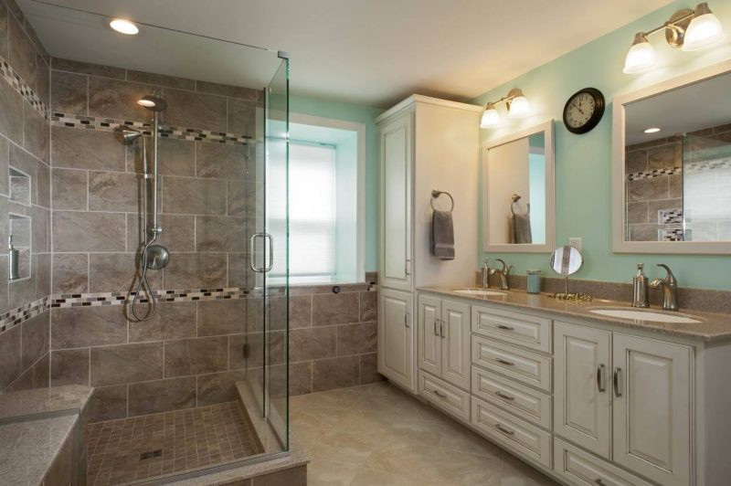 Master Bedroom Bathroom Ideas
 20 Master Bathroom Remodel to Inspire Renovation BIFAHOME