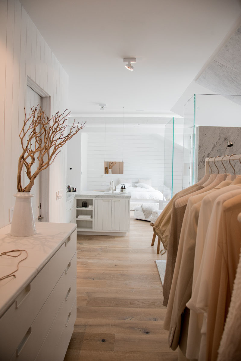 Master Bedroom Bathroom Ideas
 This Bathroom And Walk In Closet bination Are Fully