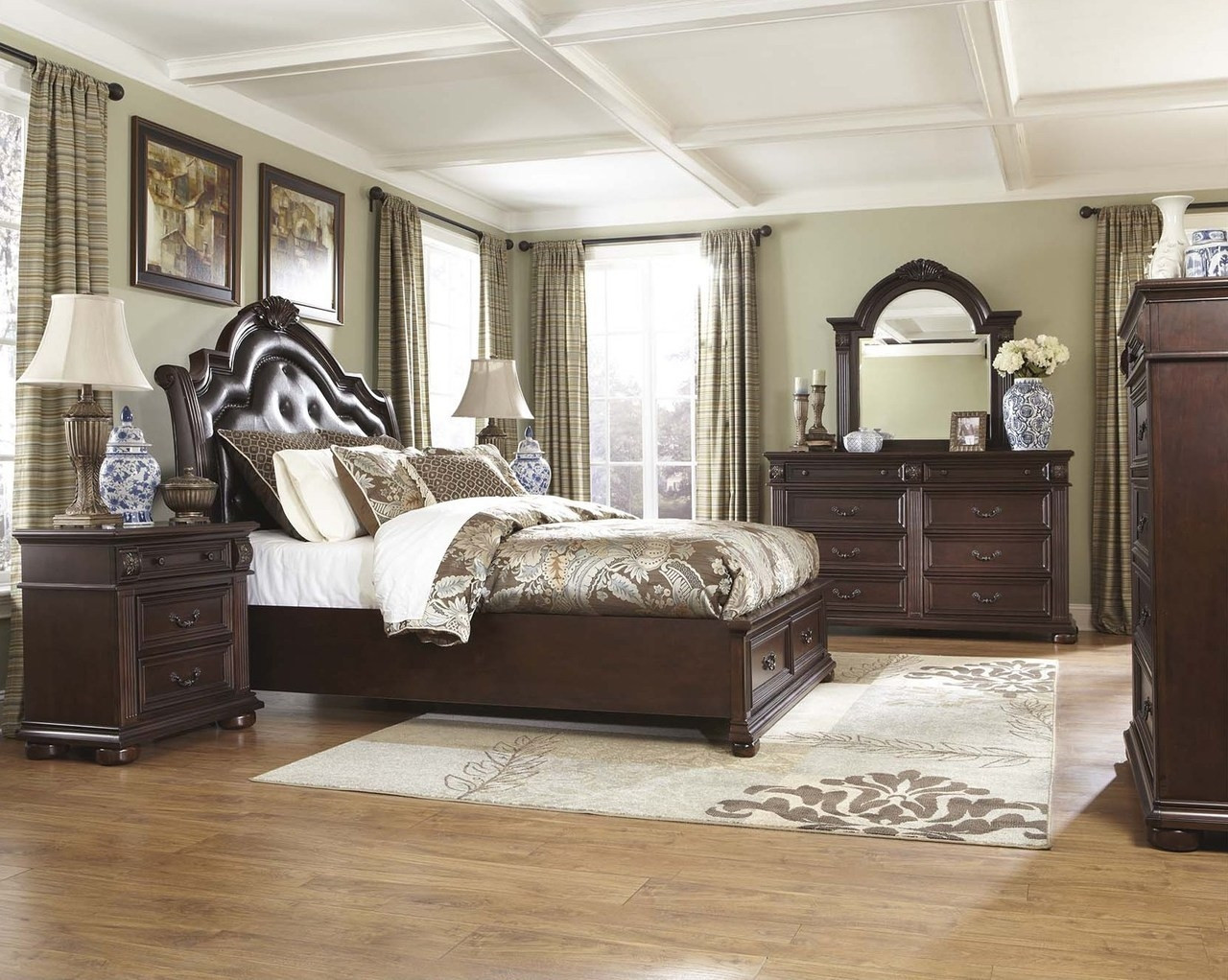 Master Bedroom Set
 Bedroom Give Your Bedroom Cozy Nuance With Master Bedroom