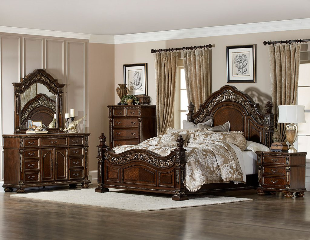 Master Bedroom Set
 Old world elegant master bedroom set – Total Rooms