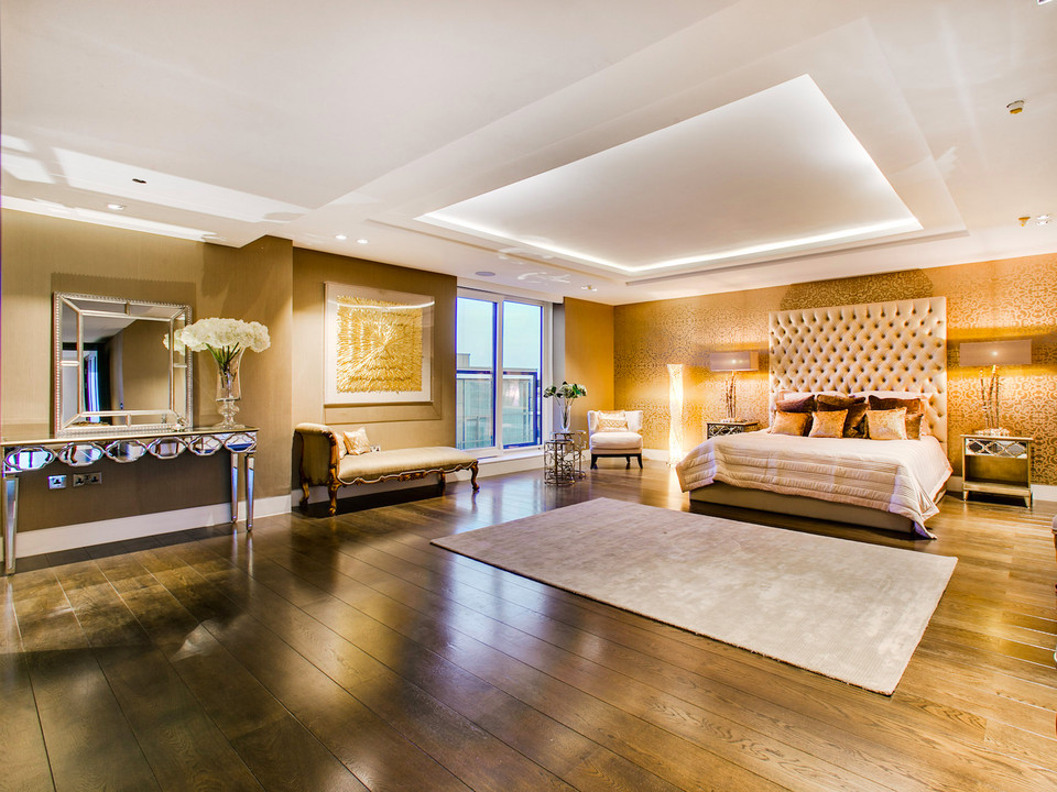 Master Bedroom Square Footage
 Inside the incredible London penthouse with a lounge