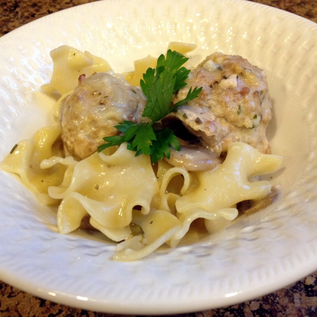 Meatballs With Egg Noodles
 Creamy Egg Noodles with Turkey Meatballs