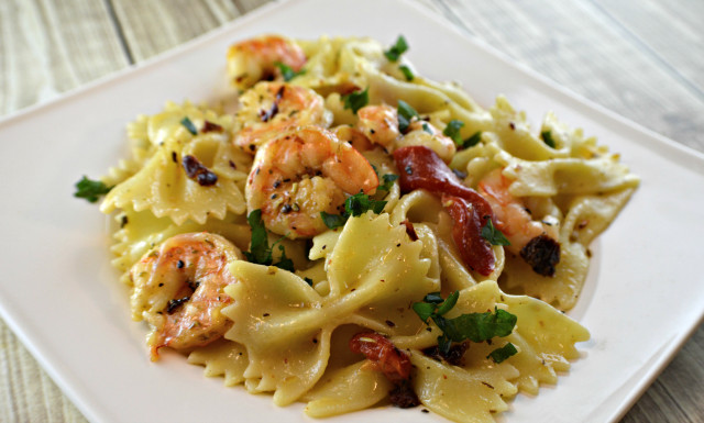 Mediterranean Shrimp Pasta
 Costco mediterranean pasta salad Cook and Post