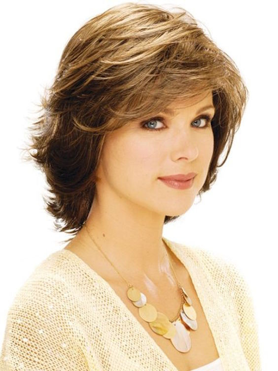 Medium Length Hairstyle Round Face
 25 Amazing Haircuts For Round Faces To Inspire You Feed