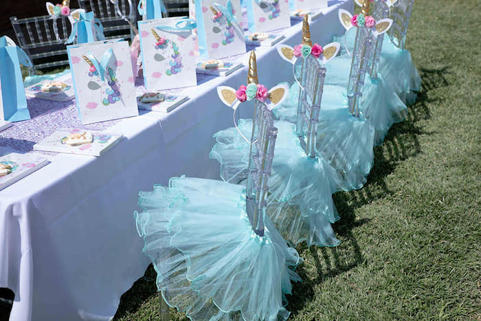 Mermaid And Unicorn Party Ideas
 Kara s Party Ideas Unicorns and Mermaids Birthday Party