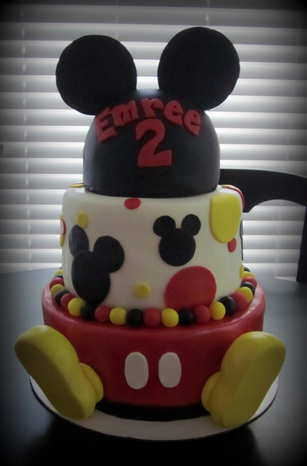 Mickey Birthday Cake
 Darlin Designs Mickey Mouse Birthday Cake