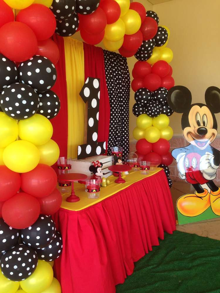 Mickey Mouse 1st Birthday Party Supplies
 Mickey Mouse Birthday Party Ideas 5 of 11