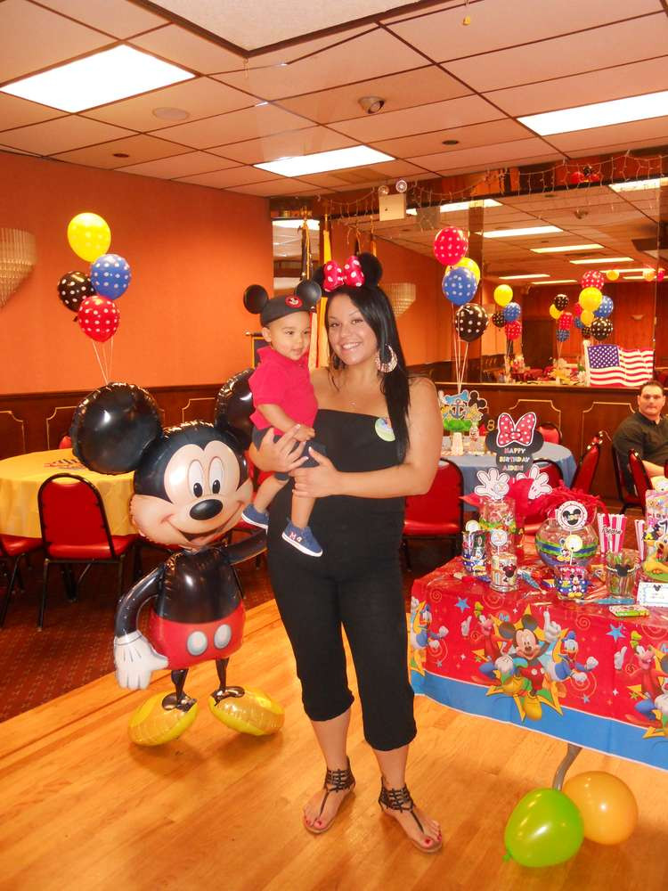 Mickey Mouse Clubhouse 1st Birthday Decorations
 Mickey Mouse Clubhouse Birthday Party Ideas