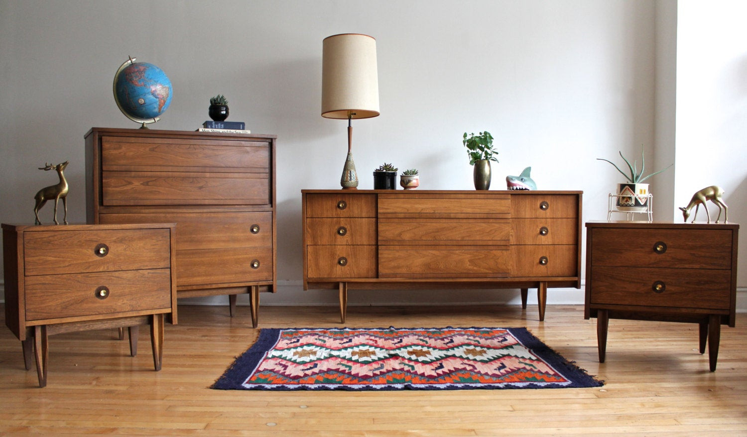 Mid Century Modern Bedroom Furniture
 Mid Century Modern Bedroom Set by Hooker