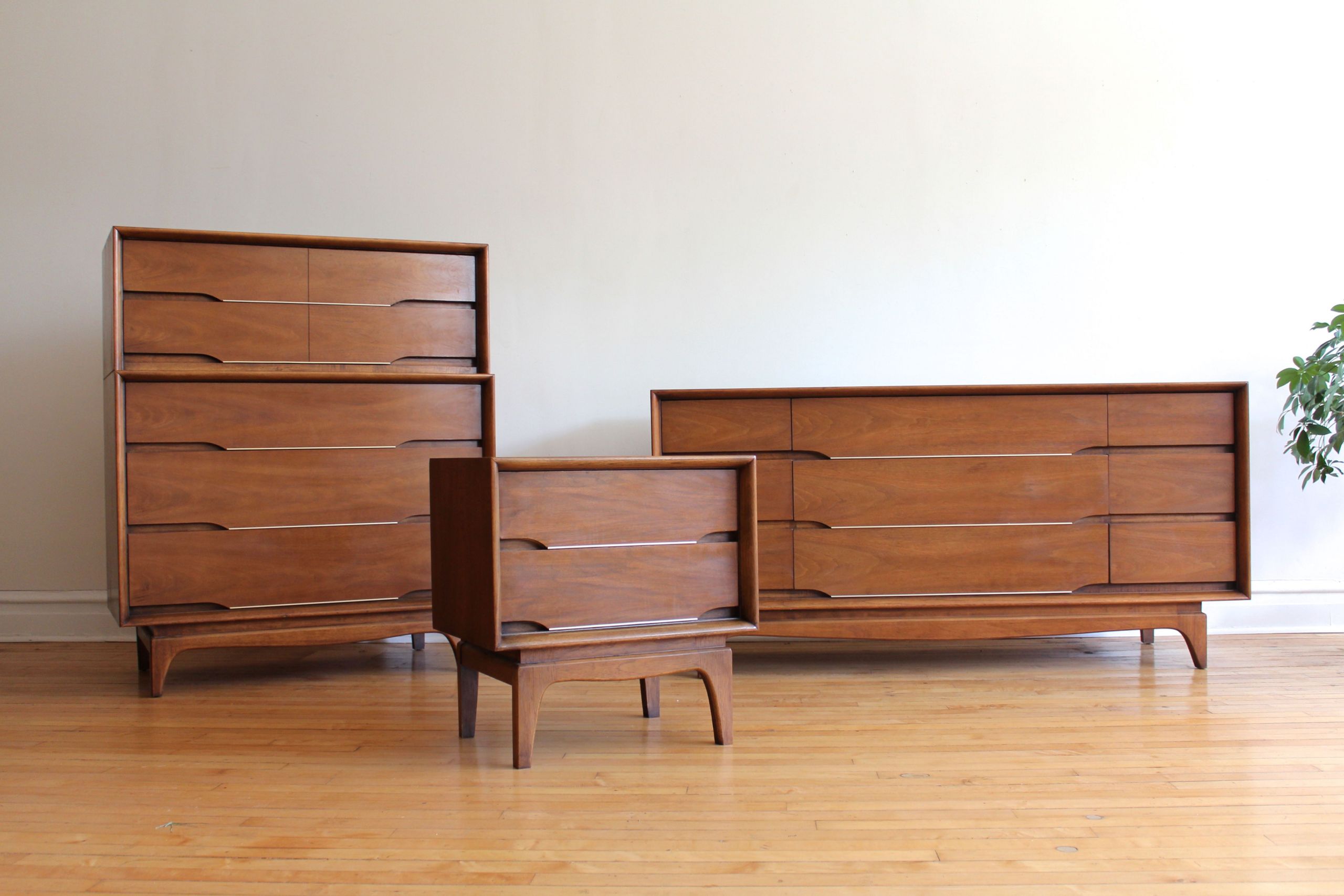 Mid Century Modern Bedroom Furniture
 Mid Century Modern Kent Coffey Forum Bedroom Set