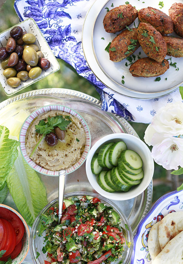 Middle Eastern Dinner Recipes
 A Simple Middle Eastern Dinner with An Edible Mosaic