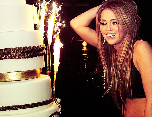 Miley Cyrus Birthday Cake
 birthday cake miley cyrus photography image on