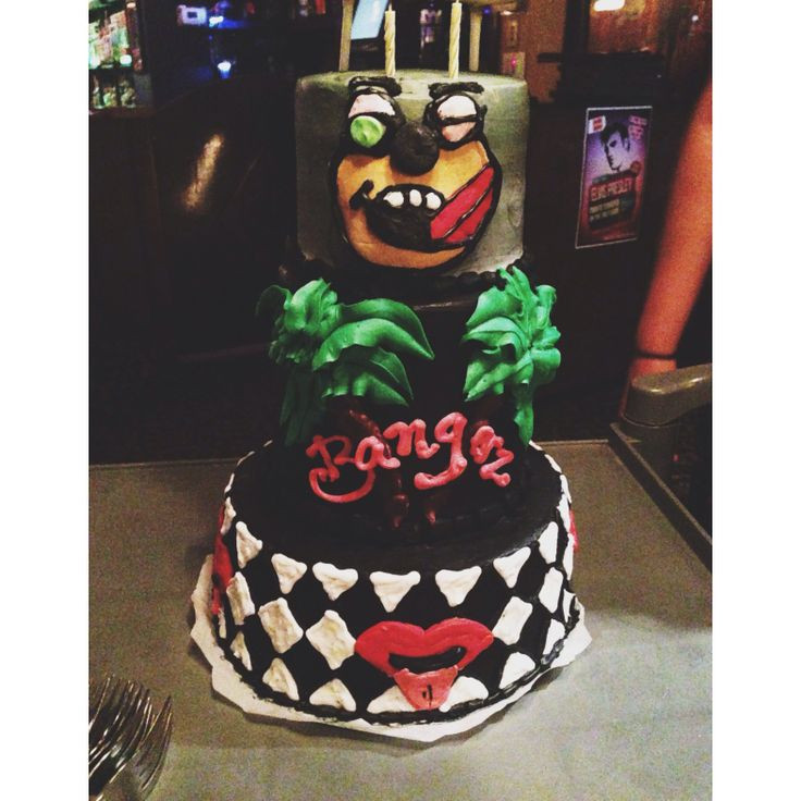 Miley Cyrus Birthday Cake
 Miley Cyrus BANGERZ cake mileycyrus bangerz With images