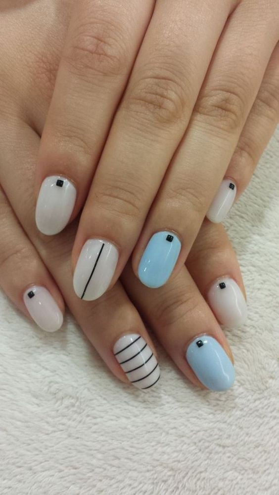 Minimalist Nail Designs
 50 Gorgeous Minimalist Nail Art Designs