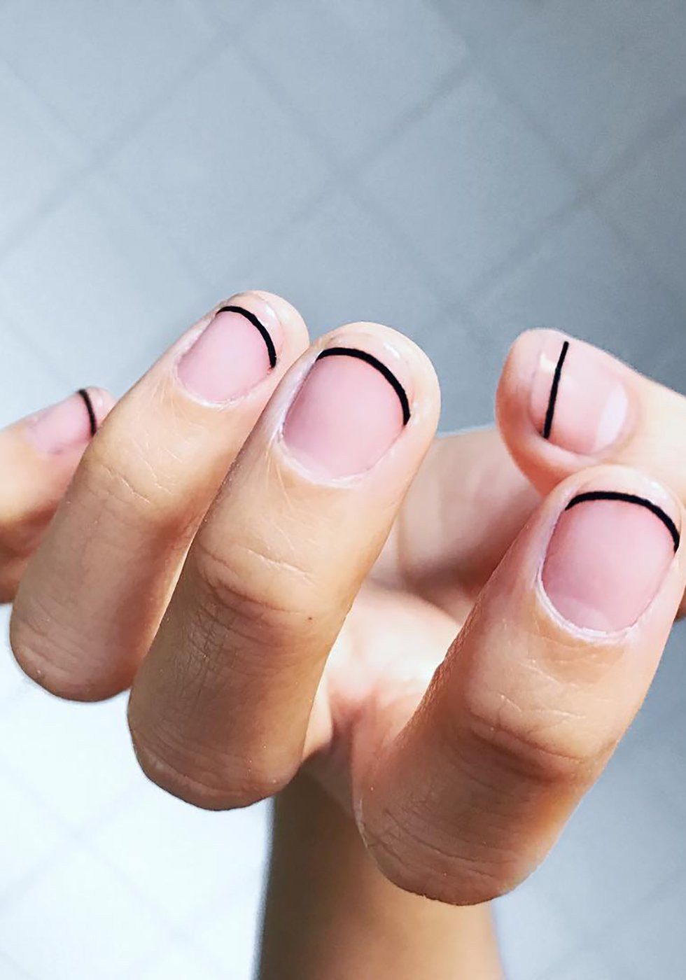 Minimalist Nail Designs
 Currently Crushing Minimalist Nail Art – Honestly WTF