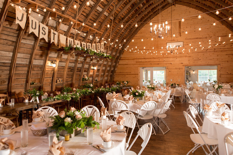 Minnesota Wedding Venues
 7 Minnesota Barn Wedding Venues Perfect for Rustic Couples