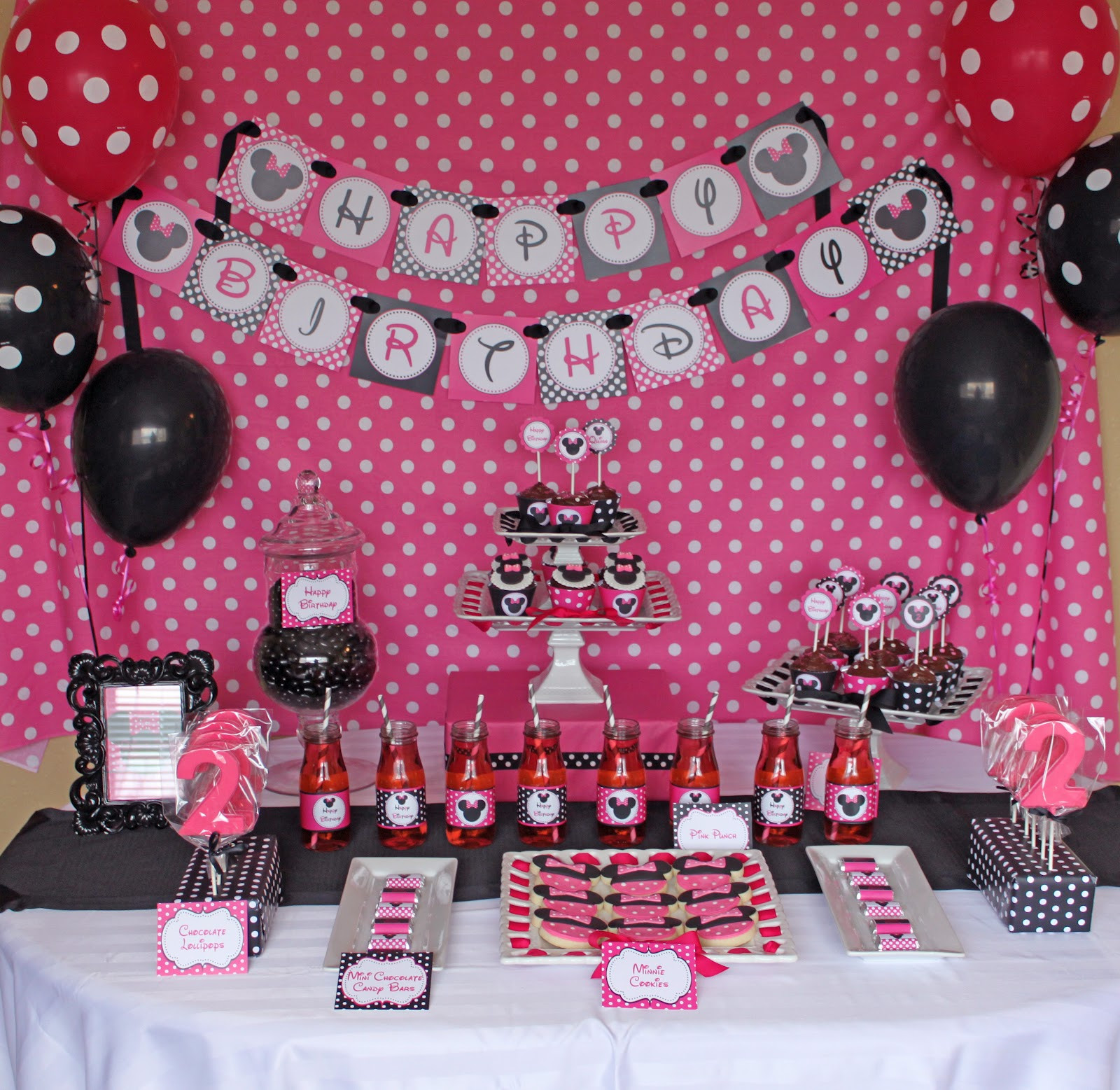 Minnie Mouse Birthday Decoration Ideas
 Minnie Mouse Party Decorations