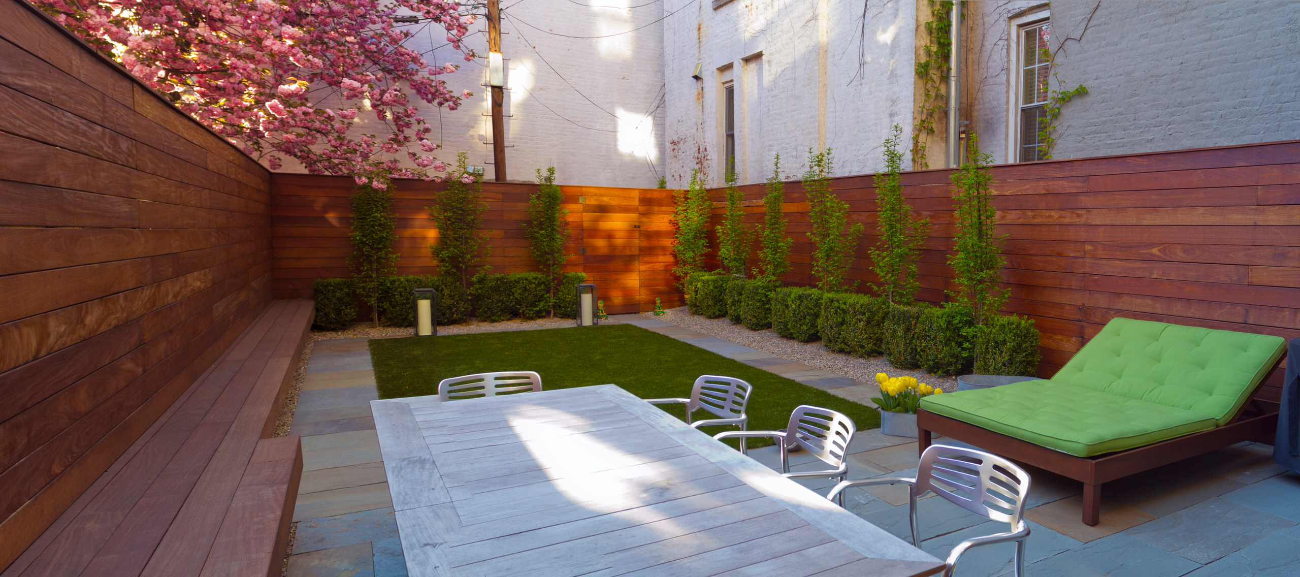 Modern Backyard Landscaping
 16 Delightful Modern Landscape Ideas That Will Update Your