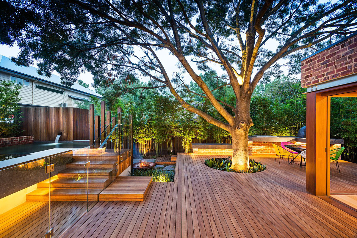 Modern Backyard Landscaping
 Family Fun Modern Backyard Design for Outdoor Experiences