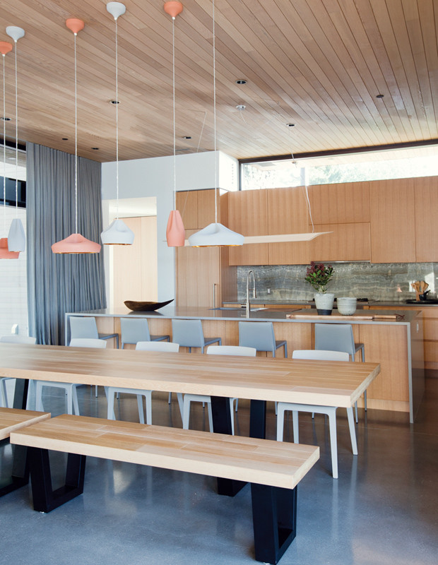 Modern Kitchen Restaurant
 House & Home