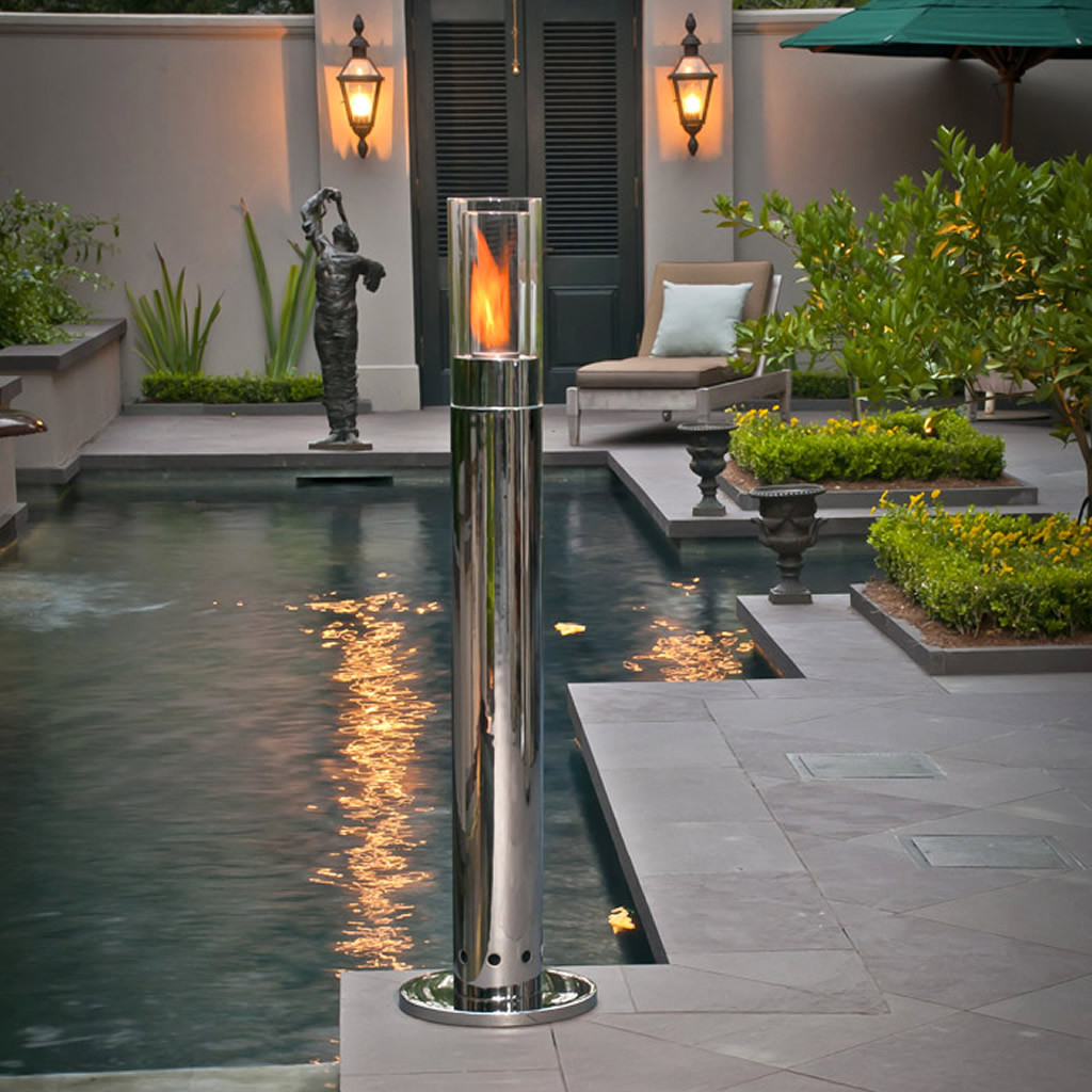 Modern Landscape Lights
 Get 25 Sorts of Possibilities with Modern outdoor lights