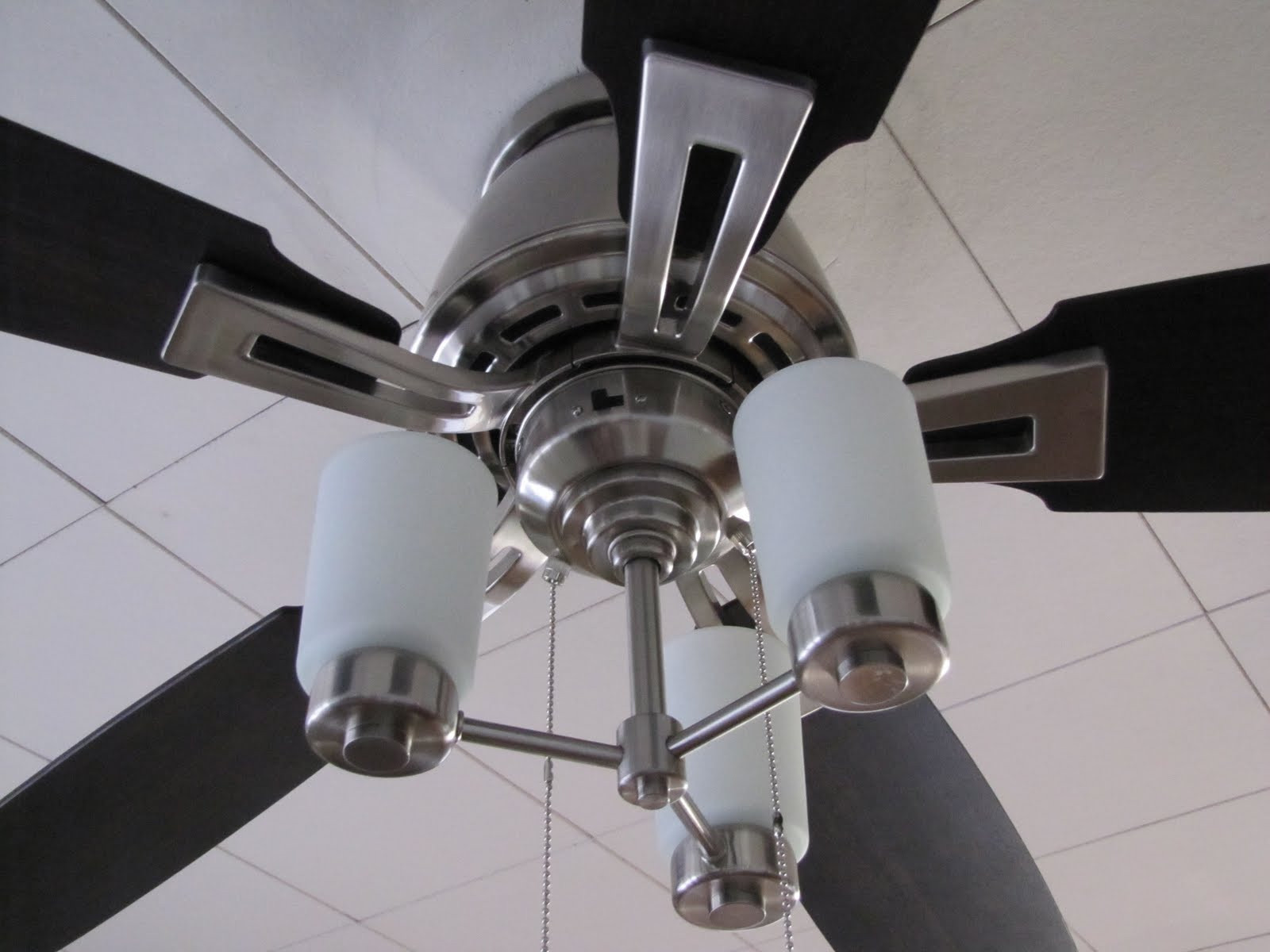 Modern Living Room Ceiling Fan
 Contemporary Ceiling Fans with Light – HomesFeed