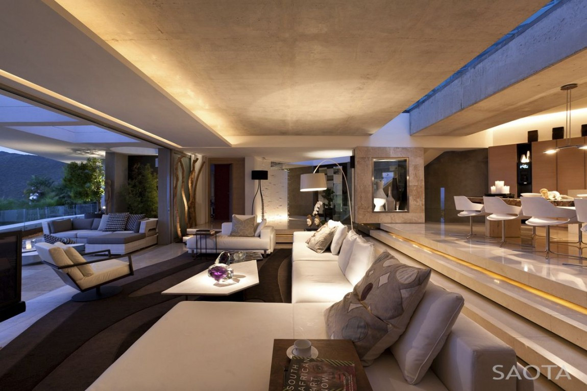 Modern Mansion Living Room
 World of Architecture Amazing Mansion House by SAOTA