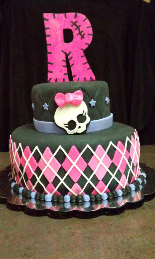 Monster High Birthday Cakes
 10 Cool Monster High Cakes Pretty My Party