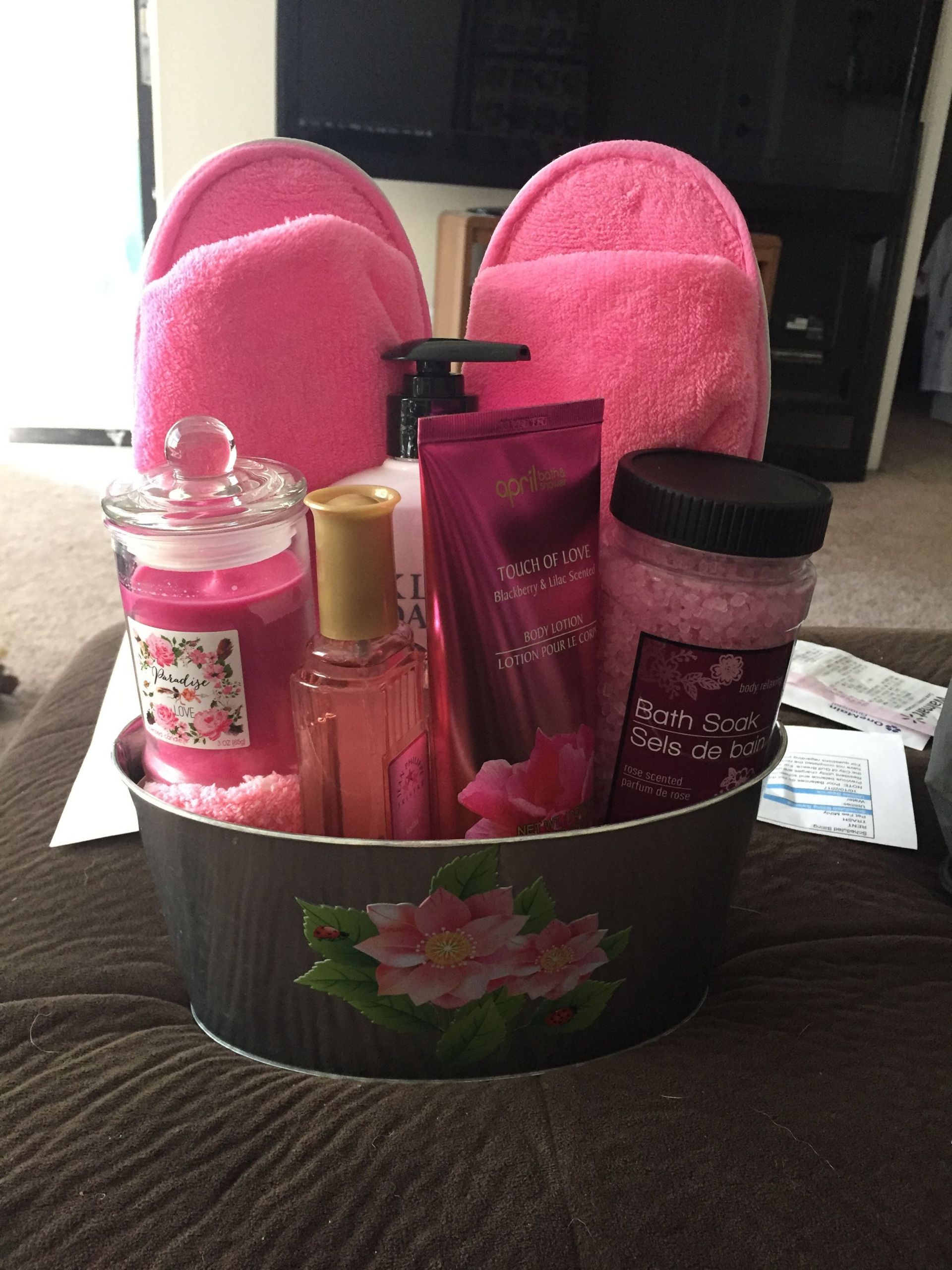 Mother'S Day Gift Basket Ideas Diy
 Dollar tree spa t basket