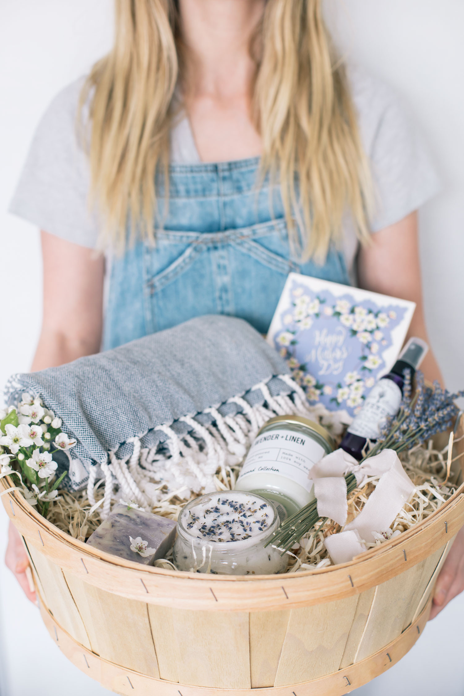 Mother'S Day Gift Basket Ideas Diy
 Mother s Day Lavender Basket DIY Lavender Body Scrub