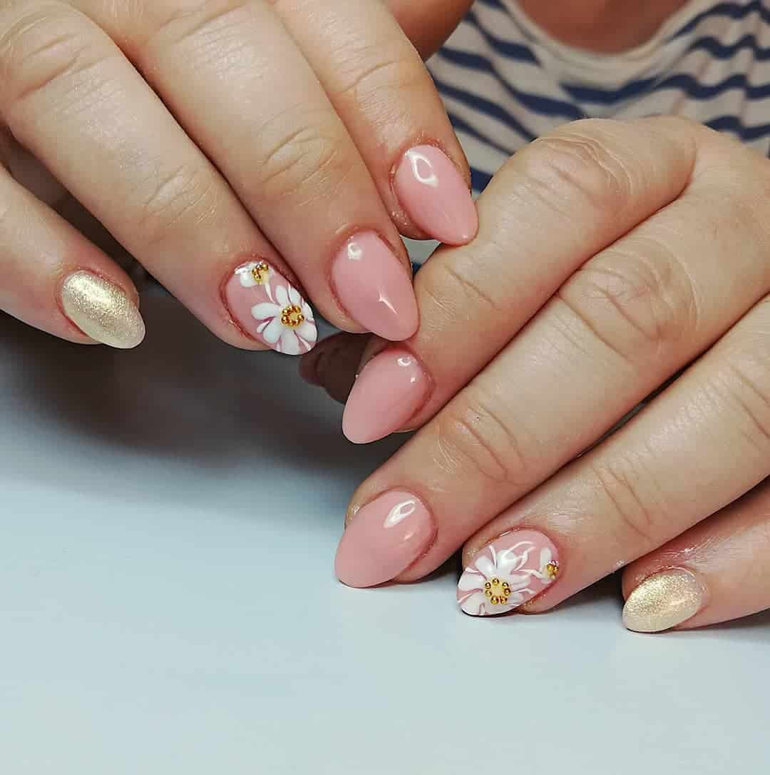 Nail Art Trends
 Nail art 2019 Unique and cool nail art trends 2019 and