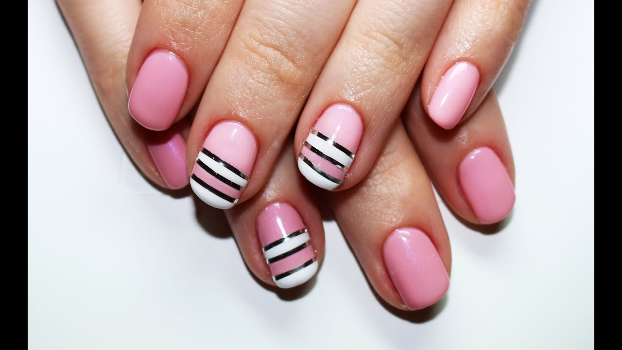 Nail Art With Tape
 Striping Tape Nail Art Design nail art con il nastro