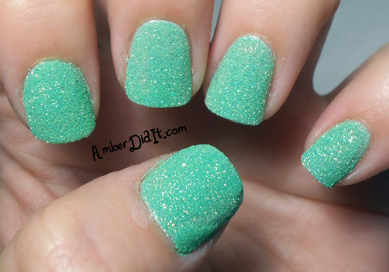 Nail Designs Sparkle
 20 Glitter Nail Designs For The Everyday Gl